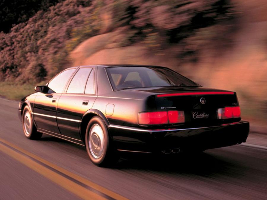  Cadillac Seville STS 1992 года  (фото 11 из 19)